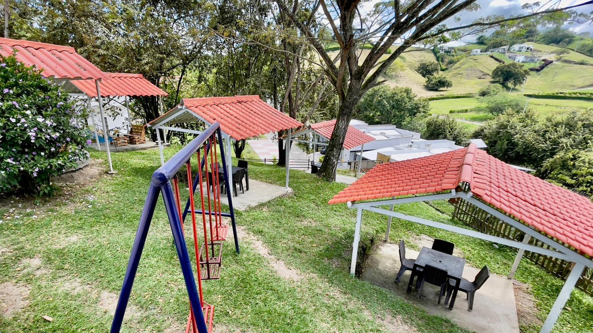Hotel Loto Del Viento Cartago Buitenkant foto