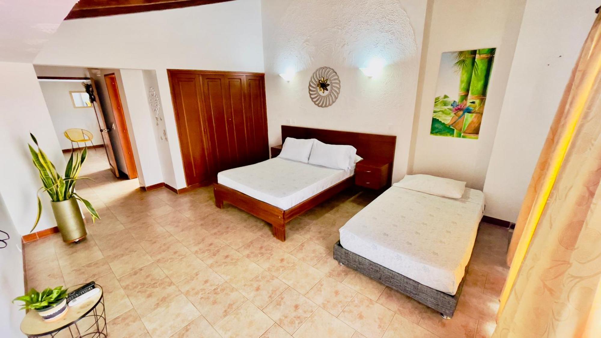 Hotel Loto Del Viento Cartago Buitenkant foto